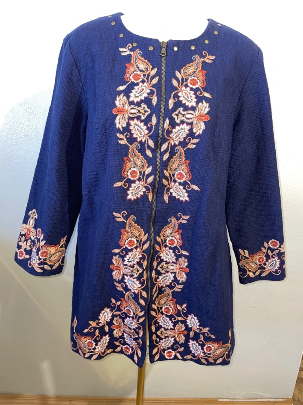 Chicos Romantic Embroidered Gallery Floral Zip Coat Blazer Artwear Sz 2/Large